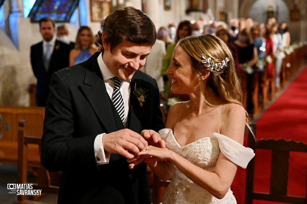 foto casamiento iglesia san martin de tours por matias savransky fotografo buenos aires