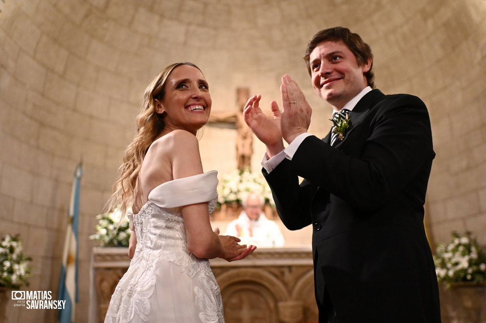 foto casamiento iglesia san martin de tours por matias savransky fotografo buenos aires