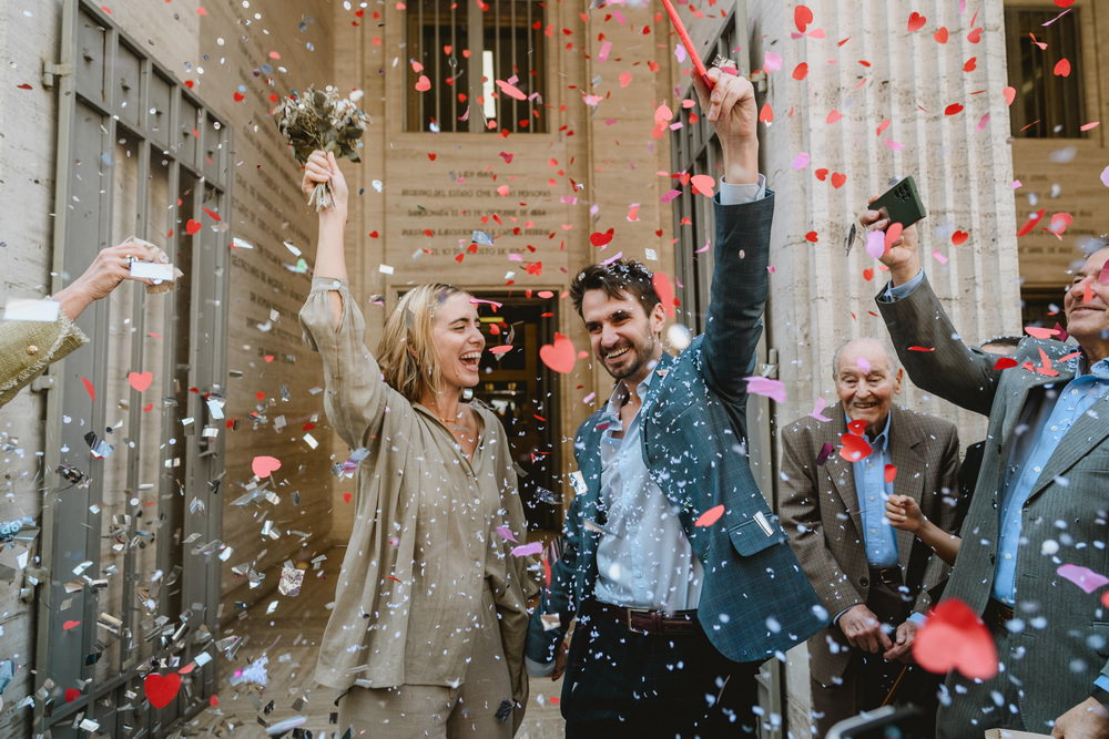 foto de casamiento en el registro civil central de la calle uruguay por matias savransky fotografo de buenos aires