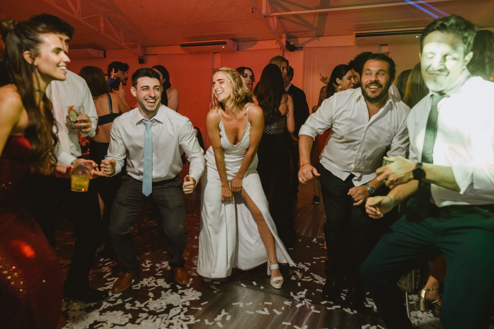 foto de casamiento en el salon espacio mendoza arpilar por matias savransky fotografo buenos aires