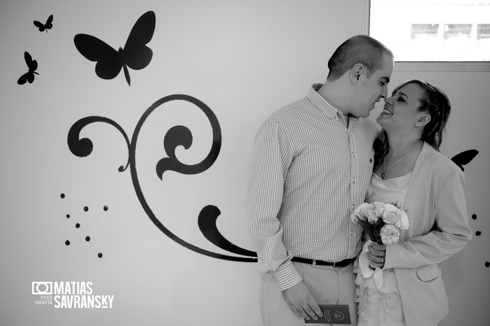 Casamiento de Vale y Rafa en la Escondida de Dorrego por Matias Savransky fotografia