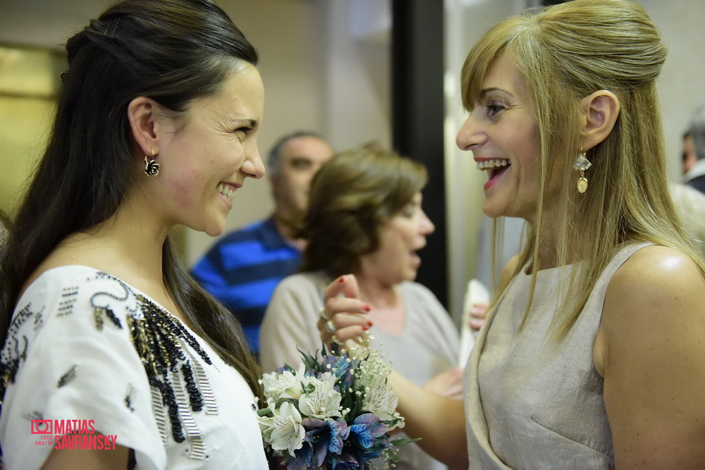 Fotos del casamiento por civil de Euge y Gon por Matias Savransky fotografia