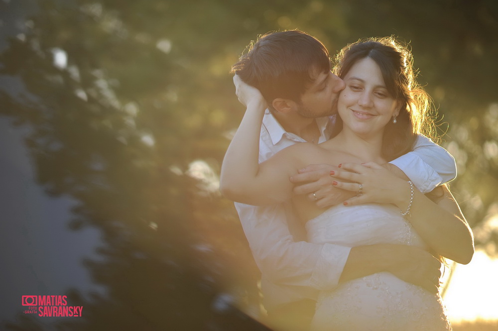 Sesion de fotos post boda o trash the dress de Mavi y maxi por Matias Savransky fotografia