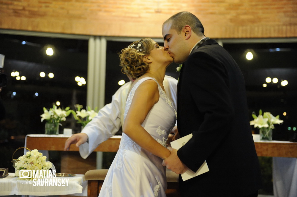 Casamiento de Vale y Rafa en la Escondida de Dorrego por Matias Savransky fotografia