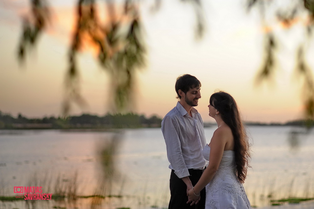 Sesion de fotos post boda o trash the dress de Mavi y maxi por Matias Savransky fotografia