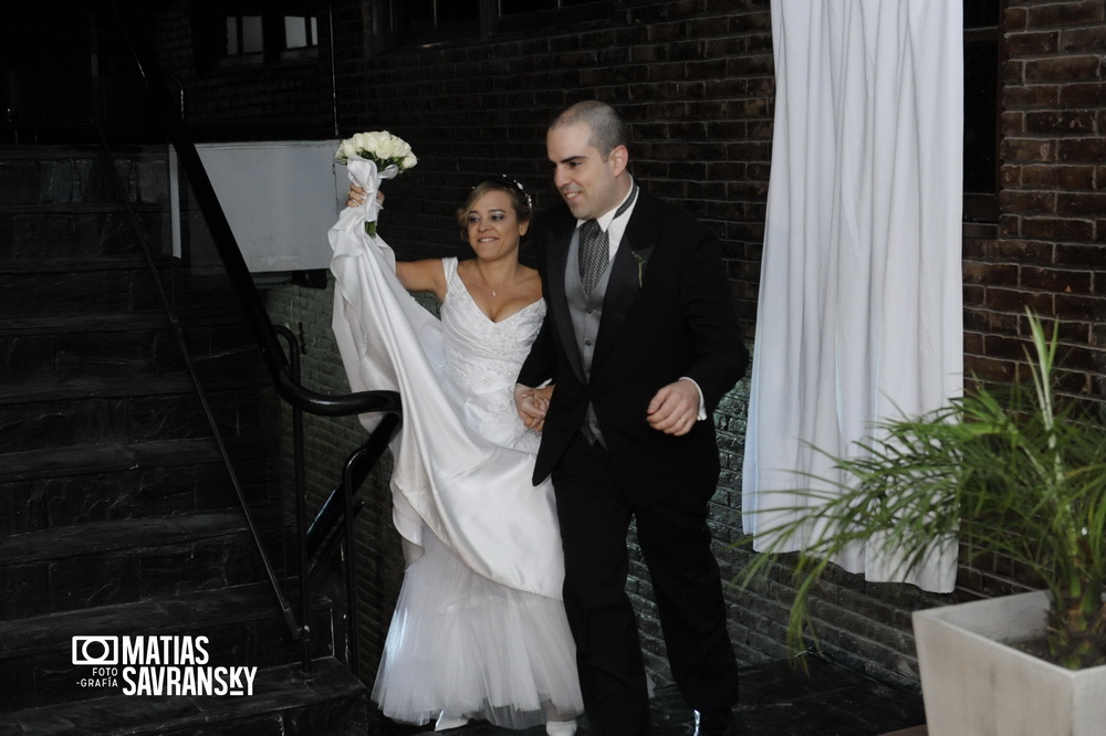 Casamiento de Vale y Rafa en la Escondida de Dorrego por Matias Savransky fotografia