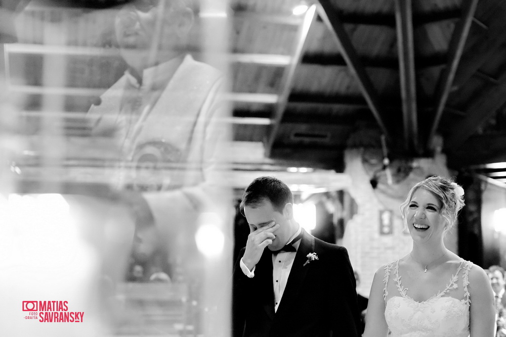 Fotos de la boda de Lucia y Ramiro iglesia Santa Teresita Pilar por Matias Savransky fotografia