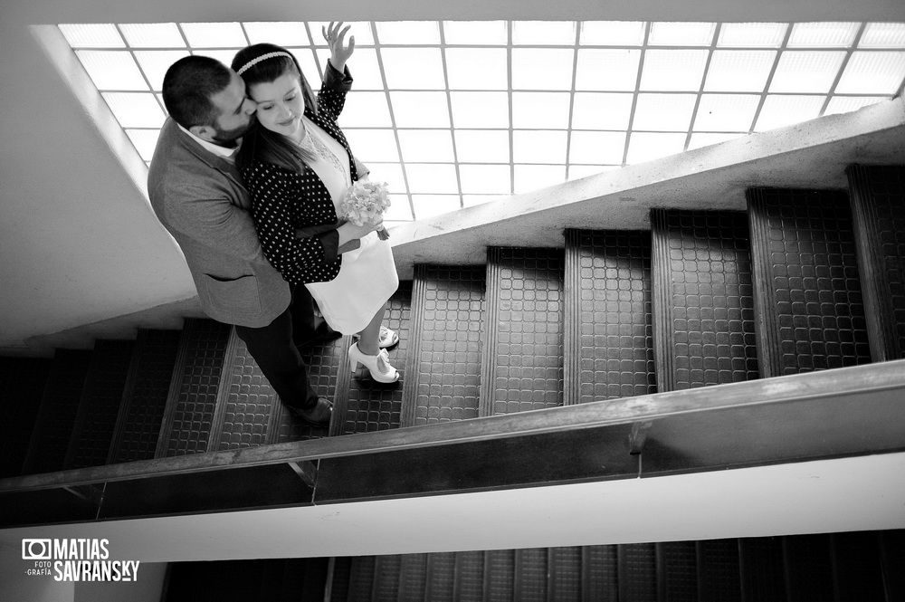 Fotos de la boda de Adri y Ale en el registro civil de la calle Uruguay, Buenos Aires por Matias Savransky Fotografia de autor 