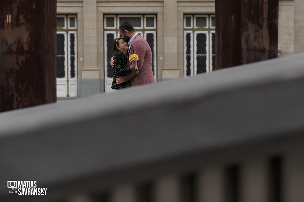 Fotos de la boda de Adri y Ale en el registro civil de la calle Uruguay, Buenos Aires por Matias Savransky Fotografia de autor 