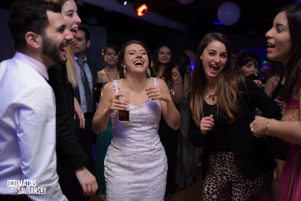 Fotos de la boda de Adri y Ale en Estancia Los Laureles, Buenos Aires por Matias Savransky Fotografia de autor