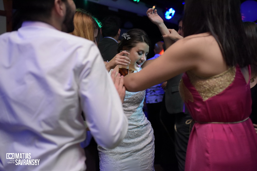 Fotos de la boda de Adri y Ale en Estancia Los Laureles, Buenos Aires por Matias Savransky Fotografia de autor