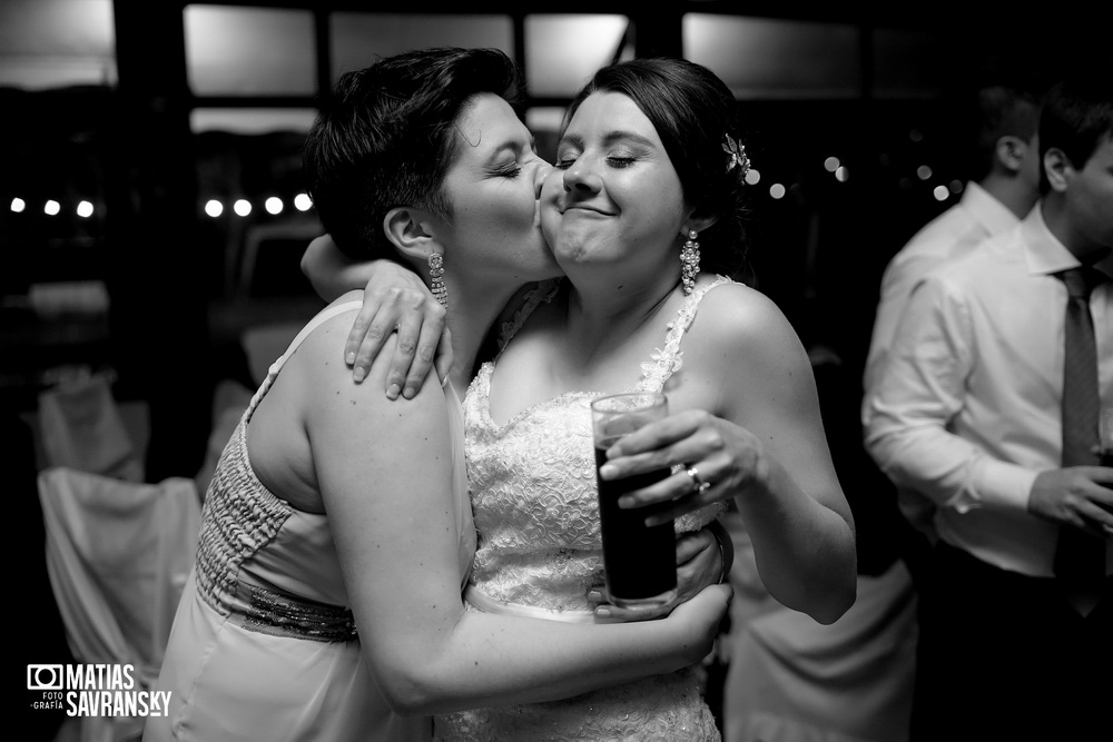 Fotos de la boda de Adri y Ale en Estancia Los Laureles, Buenos Aires por Matias Savransky Fotografia de autor