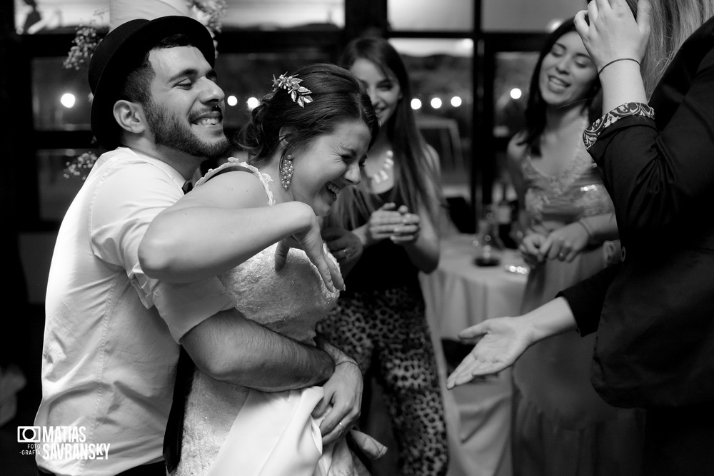 Fotos de la boda de Adri y Ale en Estancia Los Laureles, Buenos Aires por Matias Savransky Fotografia de autor