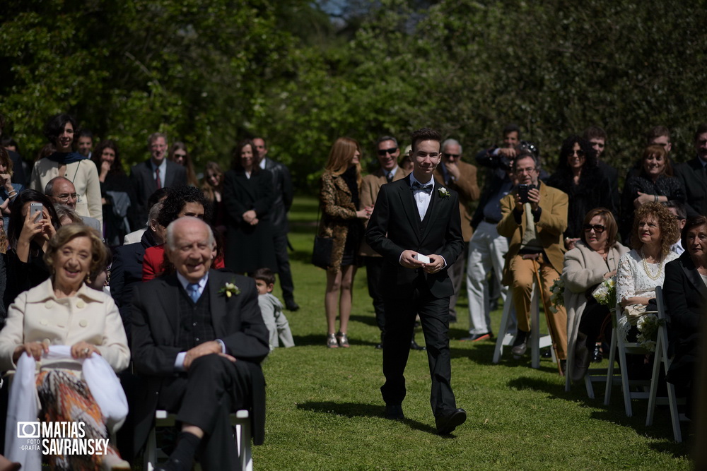 Fotos del casamiento de Adriana y Fernando en el salon Santa Lucia por Matias Savransky fotografia