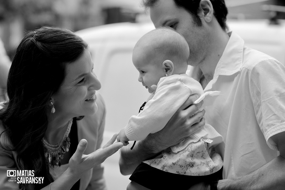 fotos de casamiento en el civil de olivos de lucia y patricio por matias savransky fotografia