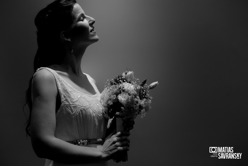 fotos de casamiento en el salon alg tortuguitas de lucia y patricio por matias savransky fotografia