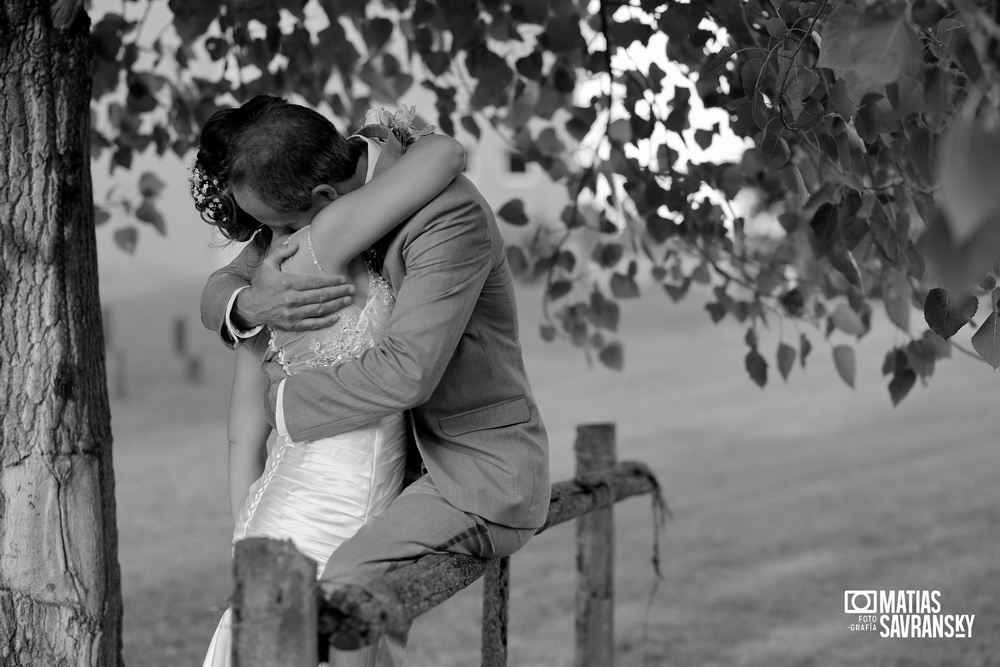 Fotos del casamiento de Maya y Matias en la Estancia La Posesiva por Matias Savransky fotografia