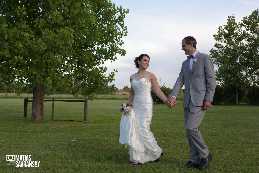 Fotos del casamiento de Maya y Matias en la Estancia La Posesiva por Matias Savransky fotografia