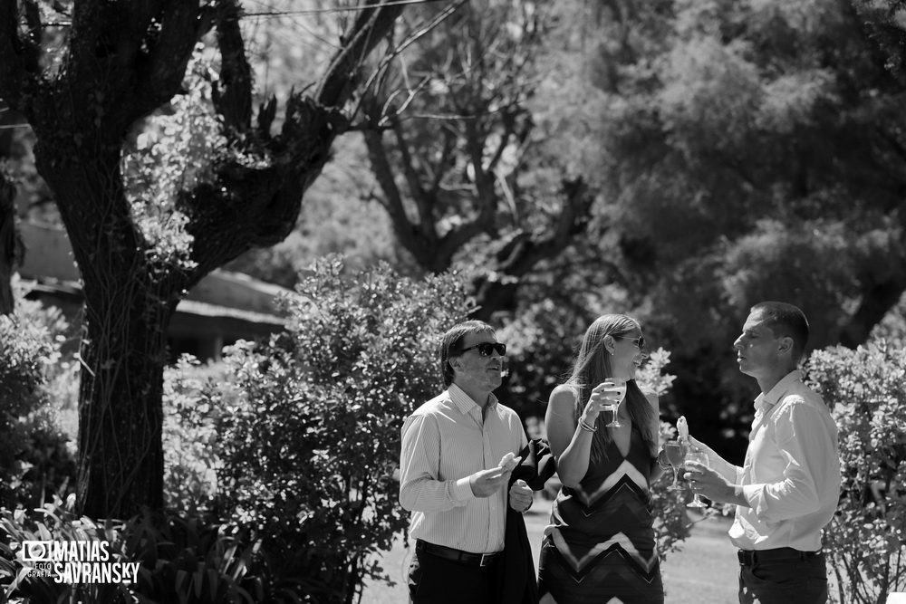 Fotos de casamiento en Estancia Rosada de Carlos Keen de Carla y Gustavo por Matias Savransky fotografo