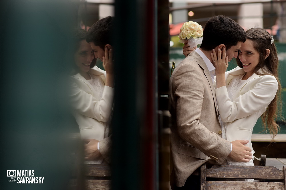 Fotos de casamiento en el civil de Coronel diaz por Matias Savransky fotografia