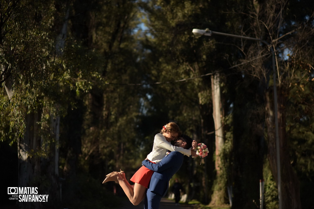 fotos de casamiento en el civil de pacheco andrea y gonzalo por matias savransky fotografia