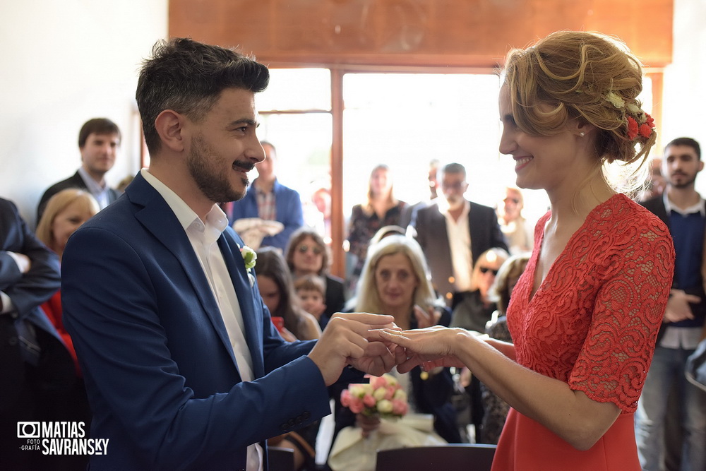 fotos de casamiento en el civil de pacheco andrea y gonzalo por matias savransky fotografia