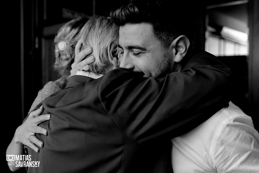 fotos de casamiento en la parolaccia  de san isidro andrea y gonzalo por matias savransky fotografia