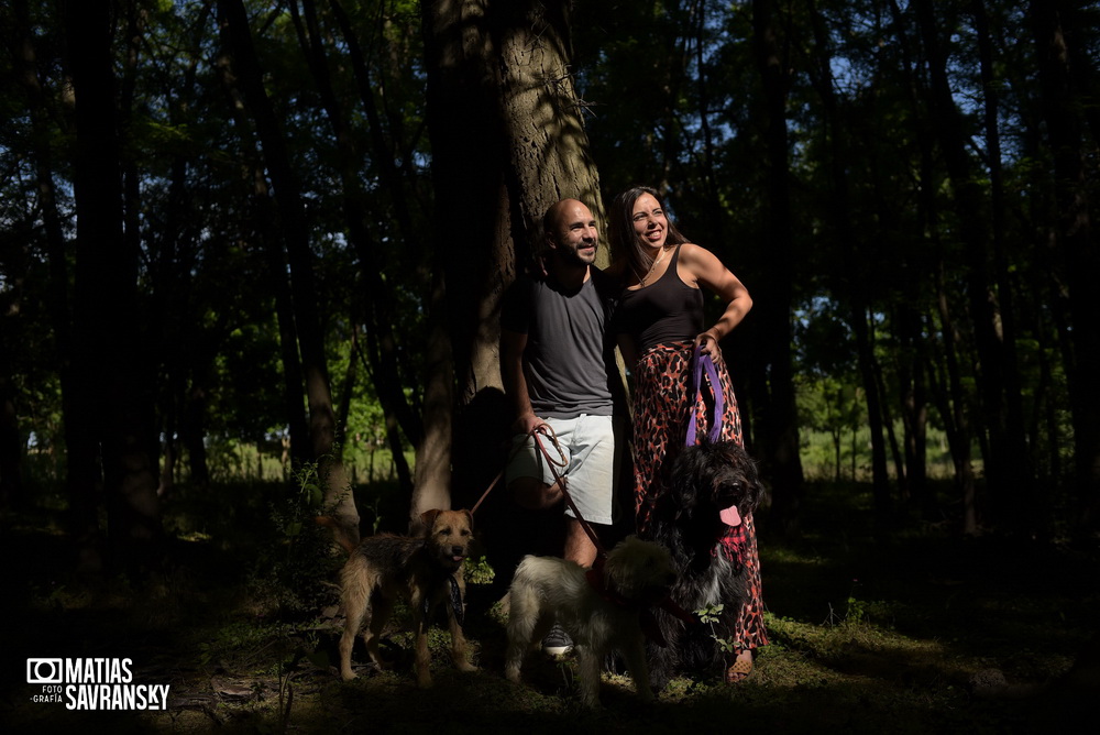 Fotos de pre boda en lagos del rocio por matias savransky fotografia