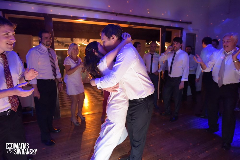 Fotos de casamiento en Estancia La Linda de Nati y Javi por Matias Savransky fotografia