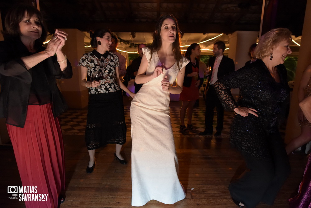 Fotos de casamiento en Estancia La Linda de Nati y Javi por Matias Savransky fotografia