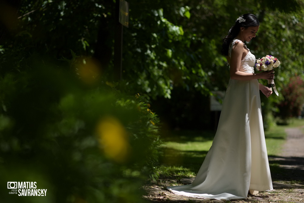 fotos de casamiento en los cipreses de maria y maxi por matias savransky fotografo buenos aires 