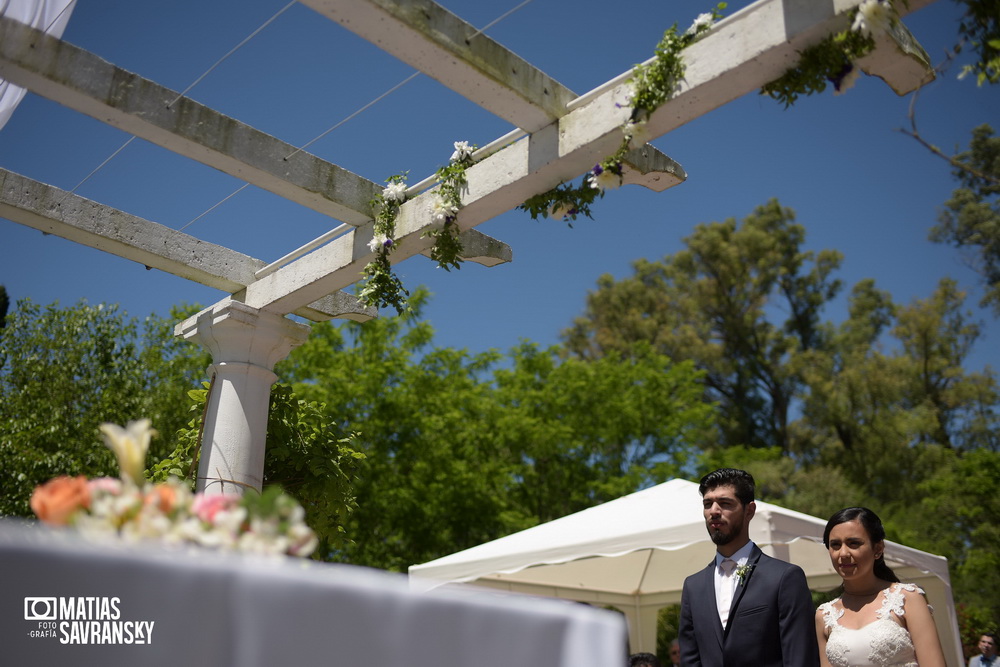 fotos de casamiento en los cipreses de maria y maxi por matias savransky fotografo buenos aires 