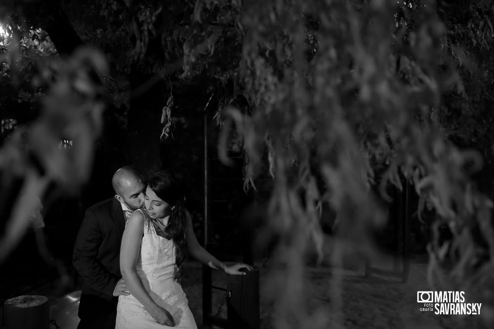 Fotos de casamiento de Sauces de Hudson de Romina y Hernan por Matias Savransky fotografo Buenos Aires