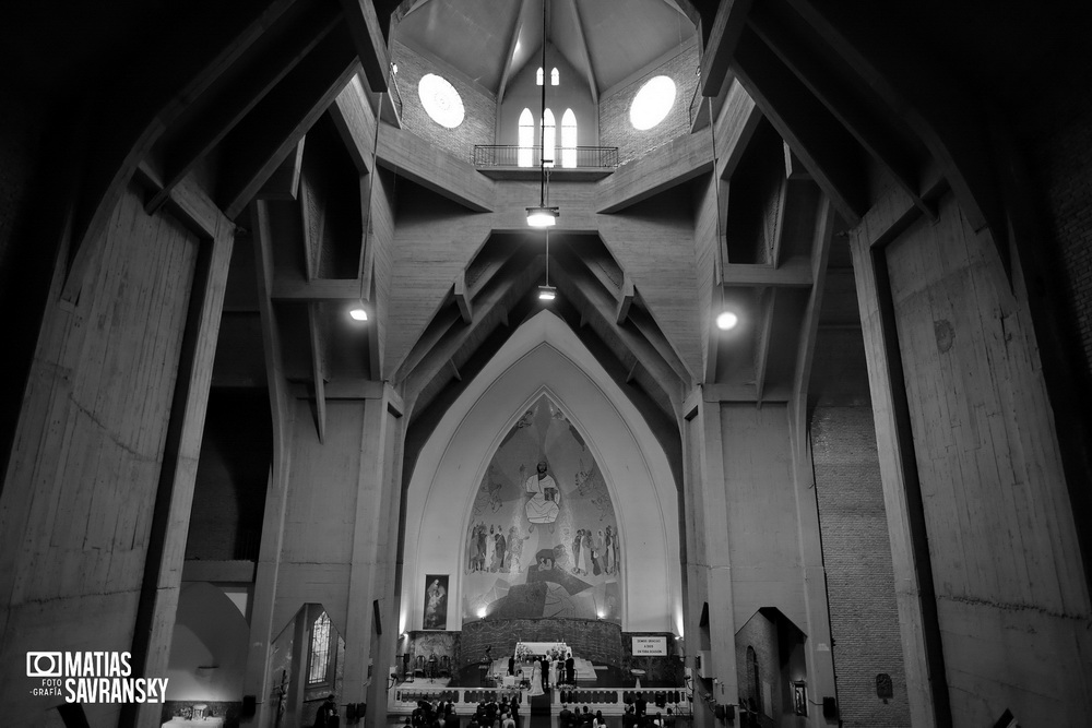 Fotos de casamiento Parroquia Jesus en el huerto de los Olivos por Matias Savransky fotografo de Buenos Aires