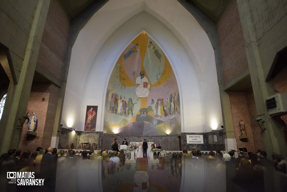 Fotos de casamiento Parroquia Jesus en el huerto de los Olivos por Matias Savransky fotografo de Buenos Aires