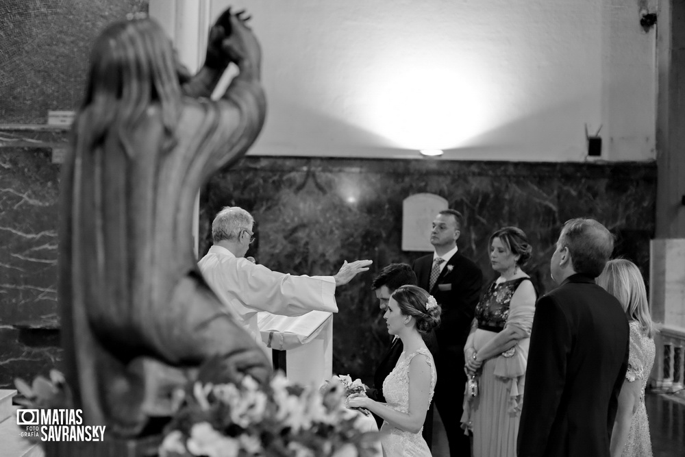 Fotos de casamiento Parroquia Jesus en el huerto de los Olivos por Matias Savransky fotografo de Buenos Aires