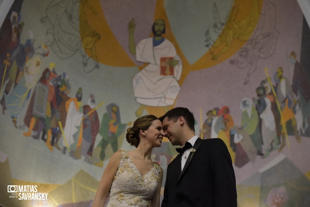 Fotos de casamiento Parroquia Jesus en el huerto de los Olivos por Matias Savransky fotografo de Buenos Aires