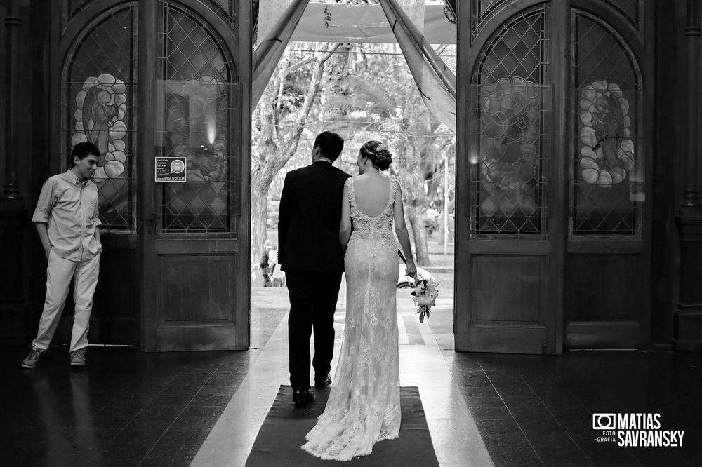 Fotos de casamiento Parroquia Jesus en el huerto de los Olivos por Matias Savransky fotografo de Buenos Aires