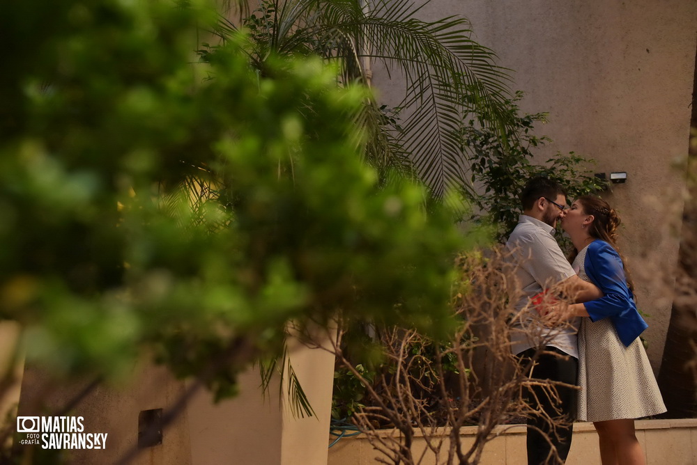 Fotos de casamiento civil de Uruguay de Jenny y Lucas por Matias Savransky fotografo de Buenos Aires