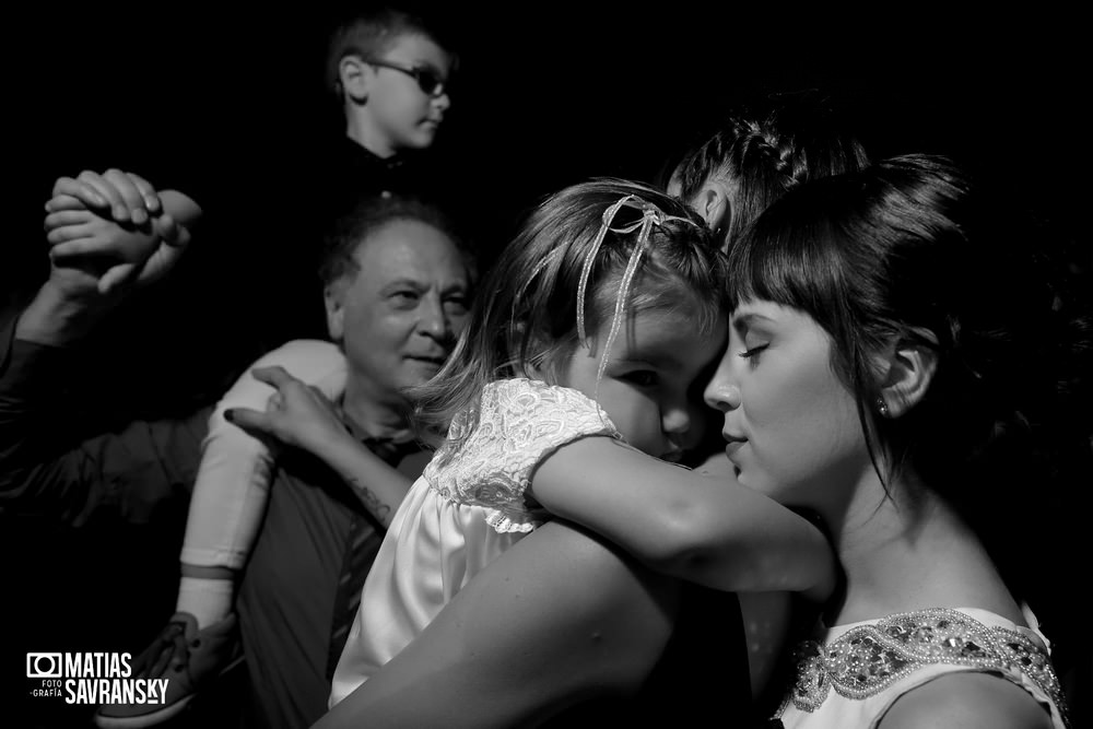 Fotos de casamiento en Finca Irigoyen de Natacha y Santiago por Matias Savransky fotografo Buenos Aires