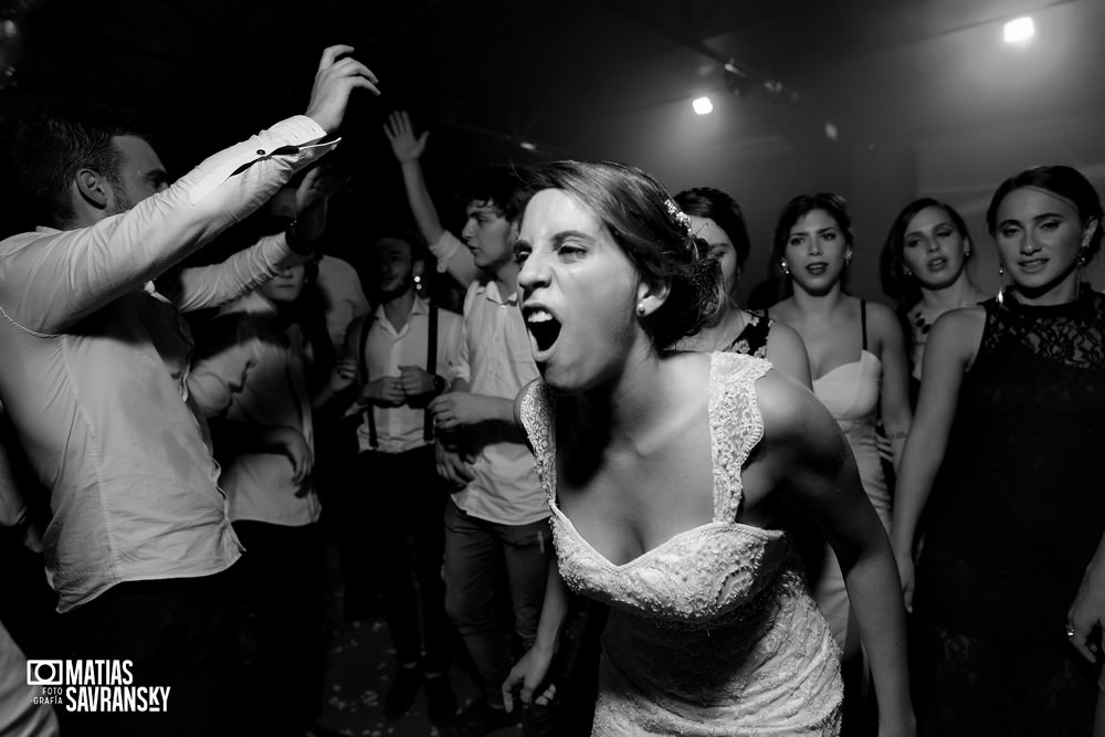 Fotos de casamiento Garden San Isidro de Juli y Fer por Matias Savransky fotografo Buenos Aires