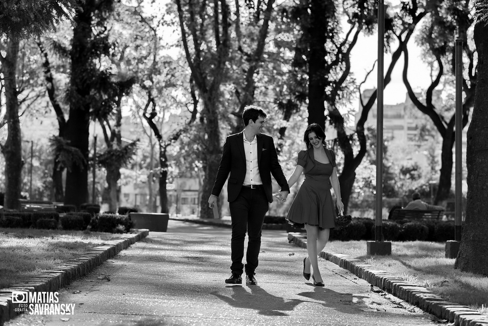 fotos de casamiento civil parque centenario caballito Noelia y Claudio por Matias Savransky fotografo Buenos Aires