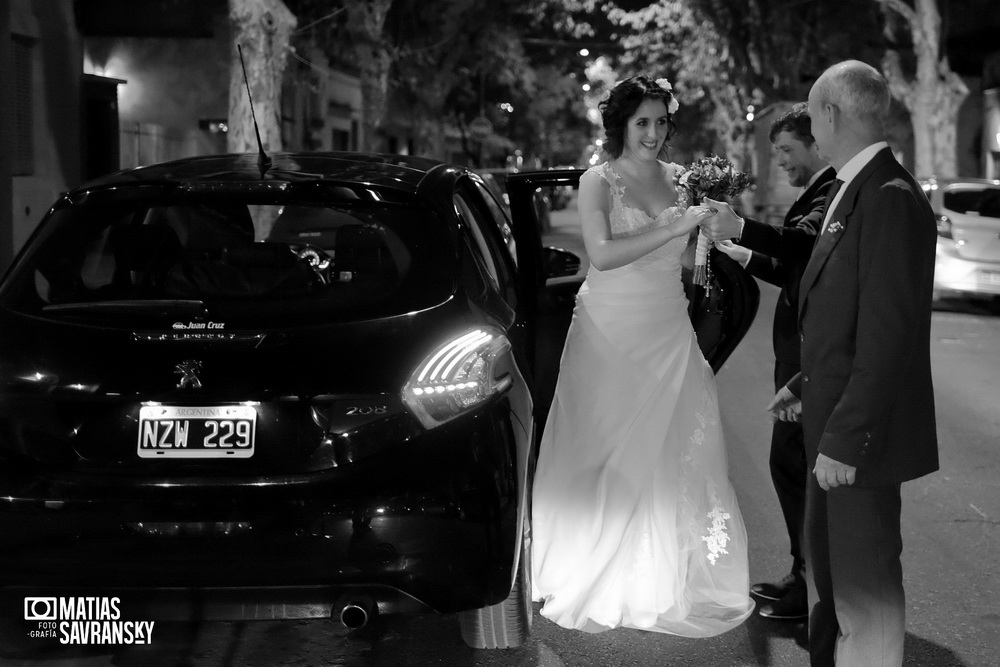 Fotos de casamiento parroquia Corpus Domini Noelia y Claudio por Matias Savransky fotografo Buenos Aires