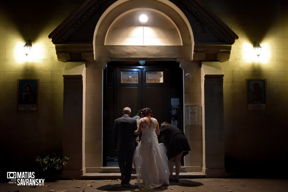 Fotos de casamiento parroquia Corpus Domini Noelia y Claudio por Matias Savransky fotografo Buenos Aires