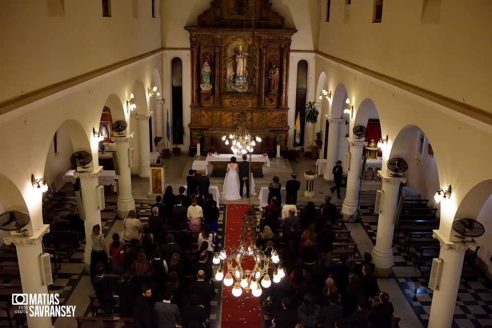 Fotos de casamiento parroquia Corpus Domini Noelia y Claudio por Matias Savransky fotografo Buenos Aires