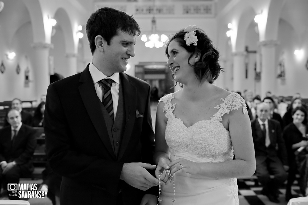 Fotos de casamiento parroquia Corpus Domini Noelia y Claudio por Matias Savransky fotografo Buenos Aires