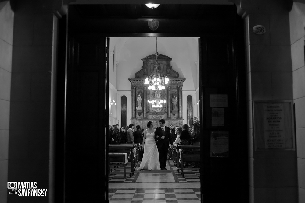 Fotos de casamiento parroquia Corpus Domini Noelia y Claudio por Matias Savransky fotografo Buenos Aires