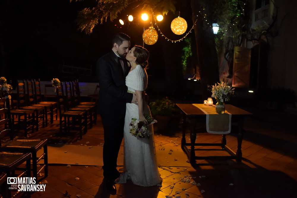 foto de casamiento rowing club eventos tigre de caro y kike por matias savransky fotografo buenos aires