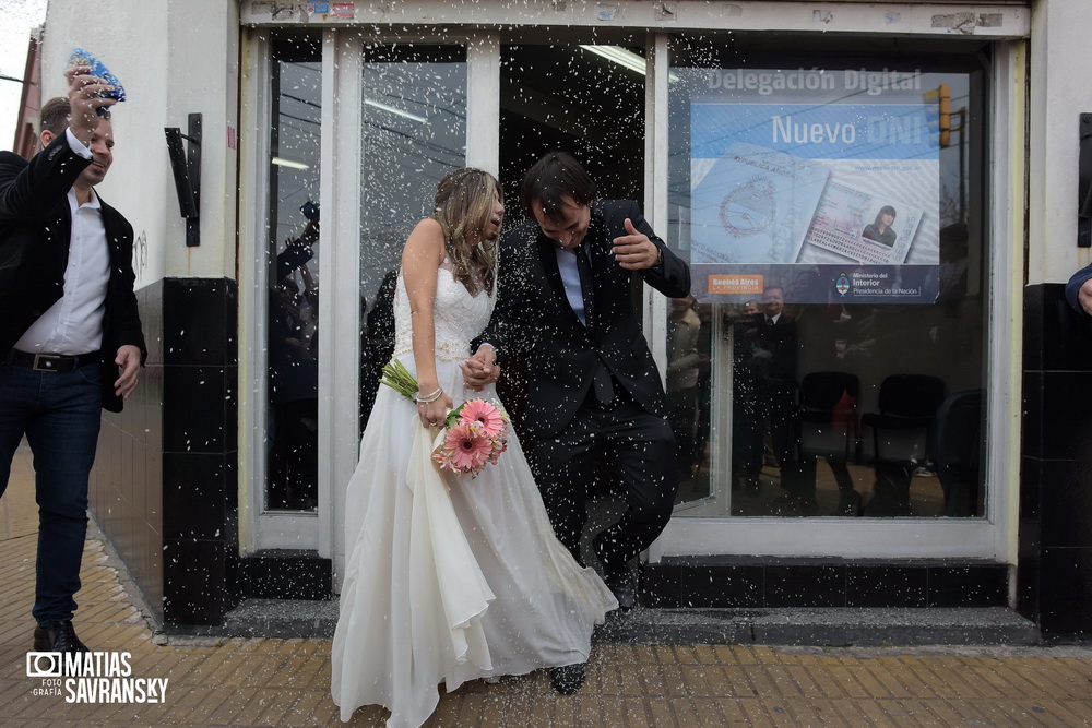 fotos casamiento civil gerli de eliana y jonathan por matias savransky fotografo buenos aires