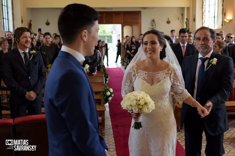 Foto casamiento Parroquia San Francisco Solano Bella Vista de Mailen y Sacha por Matias Savransky fotografo Buenos Aires